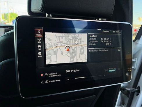 Used 2020 BMW X7 M50i w/ Dynamic Handling Package AWD/4WD image 39