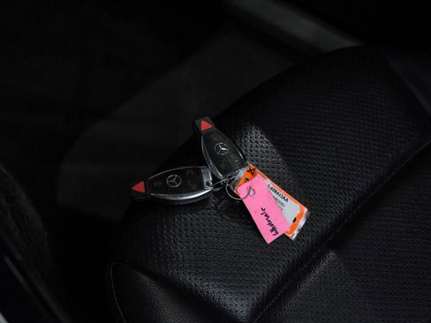 Used 2015 Mercedes-Benz C 300 Sedan image 54