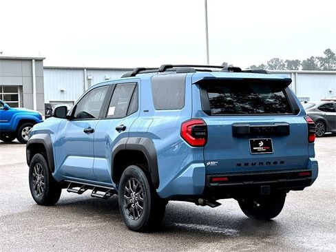 New 2026 Toyota 4Runner SR5 image 6