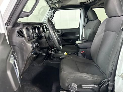 Used 2023 Jeep Wrangler Unlimited w/ Cold Weather Group image 11