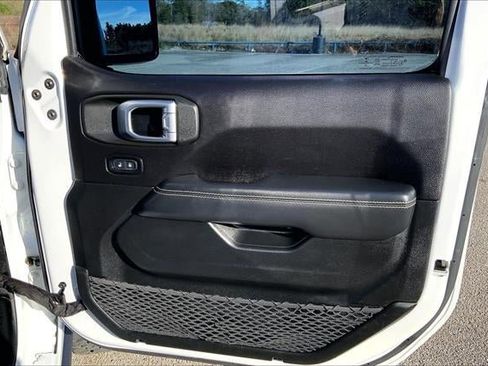 Used 2020 Jeep Gladiator Rubicon w/ Dual Top Group image 23