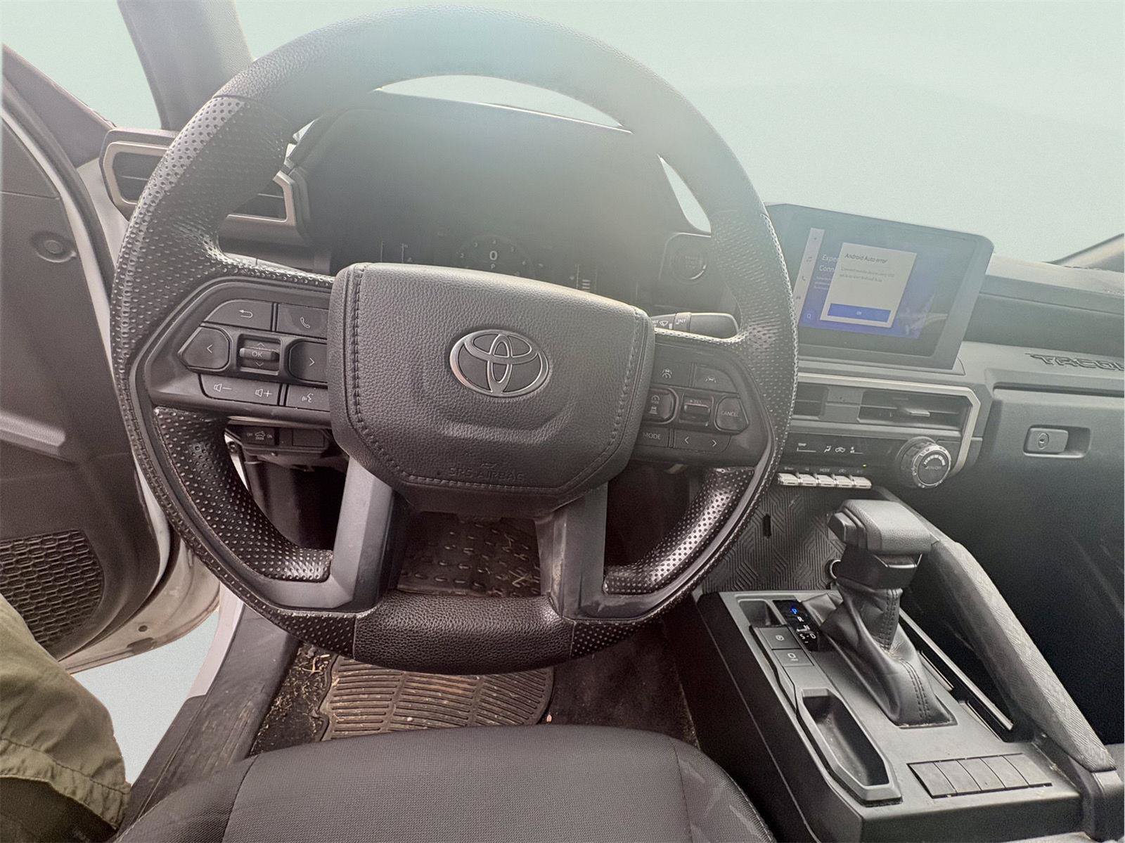 Used 2025 Toyota Tacoma SR RWD image 9