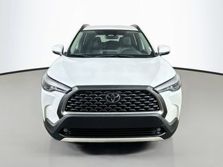 Used 2023 Toyota Corolla Cross XLE FWD video 2