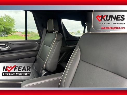 Used 2022 GMC Yukon SLT AWD/4WD image 40