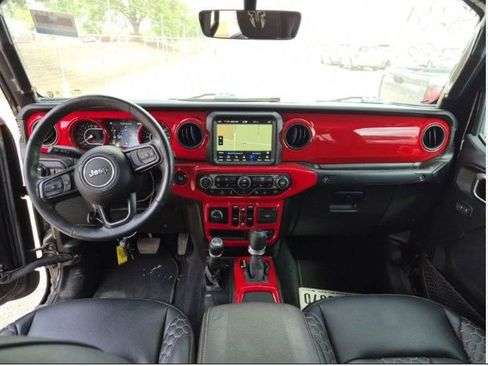 Used 2022 Jeep Gladiator Sport image 5