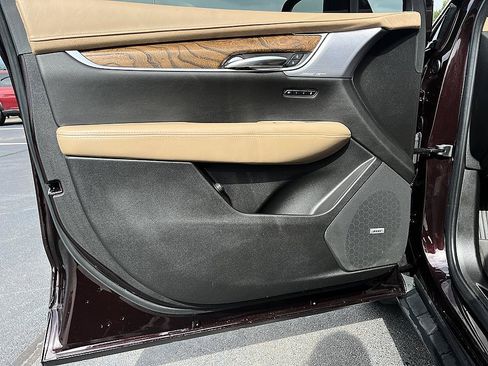 Used 2020 Cadillac XT5 Sportv w/ Platinum Package AWD/4WD image 11