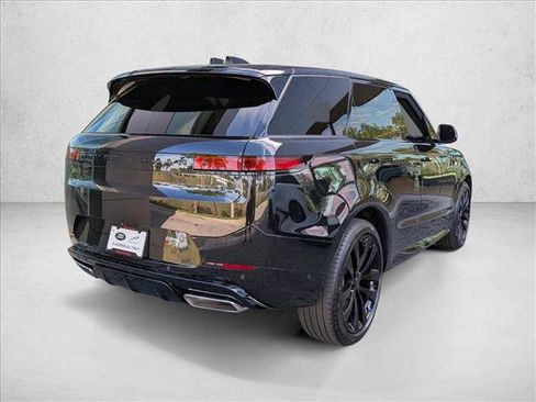 New 2026 Land Rover Range Rover Sport Dynamic SE image 2