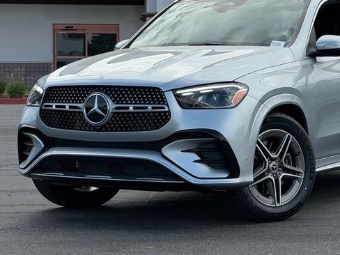 New 2026 Mercedes-Benz GLE 450 4MATIC image 3