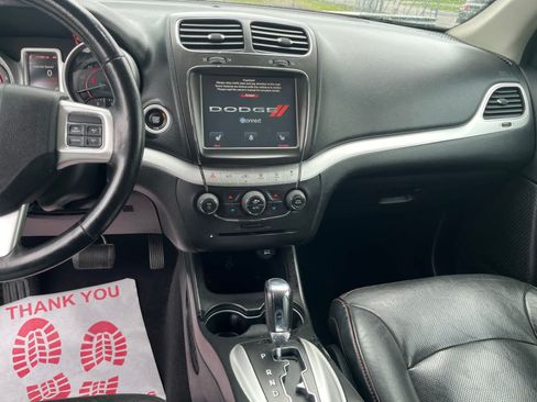Used 2019 Dodge Journey GT FWD image 18