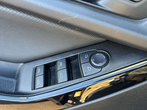 Used 2025 Chevrolet Equinox LT image 20