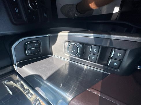 Used 2023 Ford F150 Lariat AWD/4WD image 21