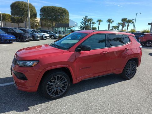 Used 2023 Jeep Compass Limited image 13