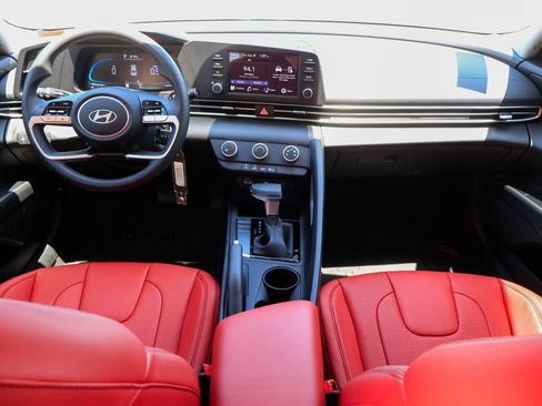 New 2026 Hyundai Elantra SE FWD image 6