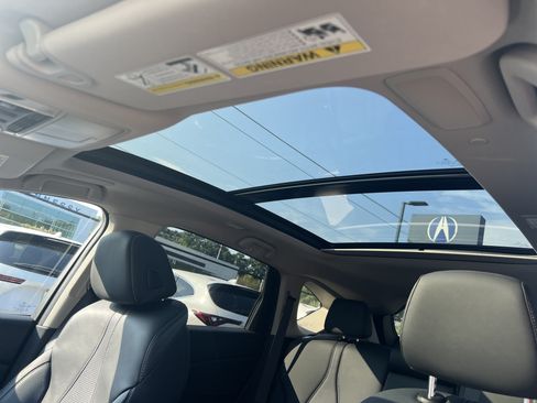 Certified 2023 Acura RDX FWD w/ Technology Package image 10