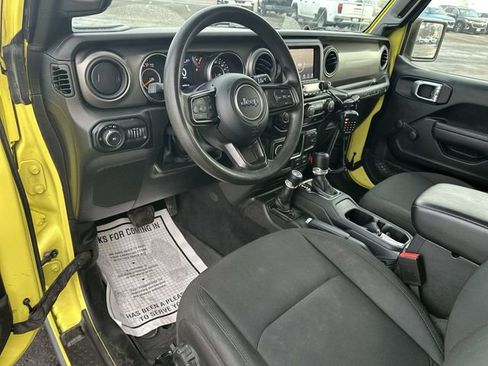 Used 2022 Jeep Wrangler Unlimited Willys w/ Xtreme Recon 35" Tire Package image 10