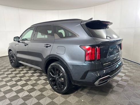Used 2023 Kia Sorento SX image 5
