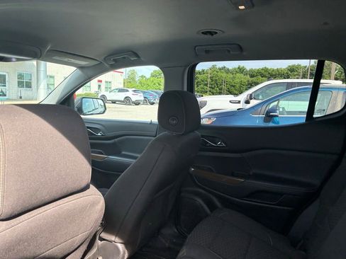 Used 2019 GMC Acadia SLE AWD/4WD image 16