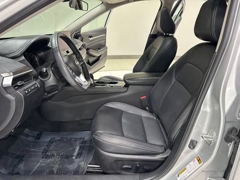 Used 2023 Nissan Altima 2.5 SL AWD/4WD image 16