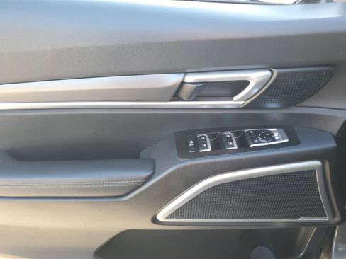 Used 2022 Kia Telluride S image 15