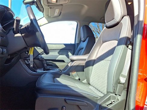 Used 2017 Chevrolet Colorado Z71 image 13