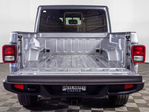 Used 2021 Jeep Gladiator Sport AWD/4WD image 43