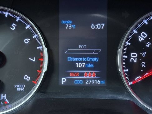 Used 2019 Toyota RAV4 LE w/ Carpet Mat Package AWD/4WD image 10