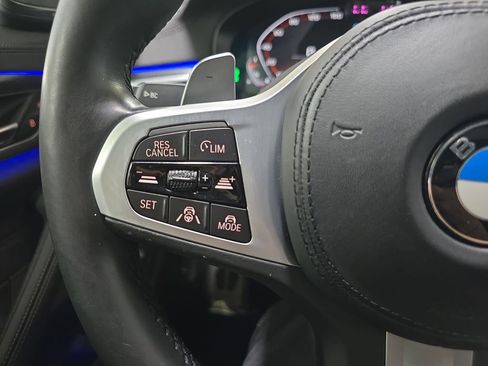 Used 2021 BMW M550i xDrive w/ Executive Package image 17