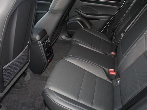 New 2025 Porsche Macan 4S Electric image 24