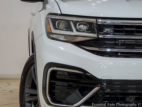 Used 2021 Volkswagen Atlas Cross Sport SE FWD image 6