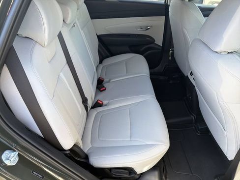 New 2026 Hyundai Tucson SEL FWD image 17