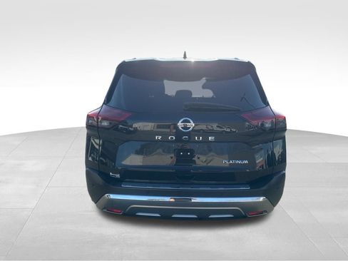 Used 2021 Nissan Rogue Platinum image 33