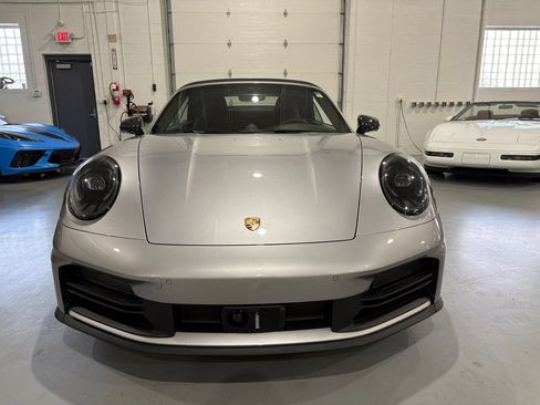 Used 2026 Porsche 911 Carrera RWD image 2