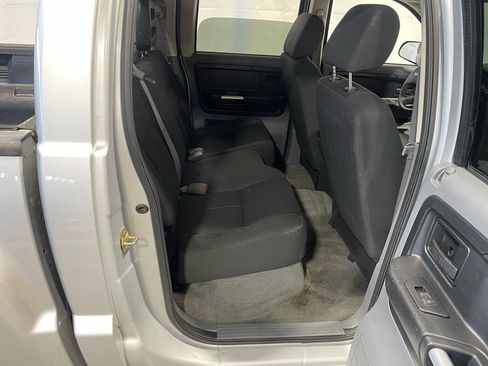 Used 2006 Mitsubishi Raider LS image 14