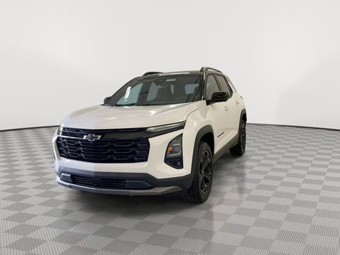 New 2026 Chevrolet Equinox LT w/ Convenience Package II AWD/4WD image 7
