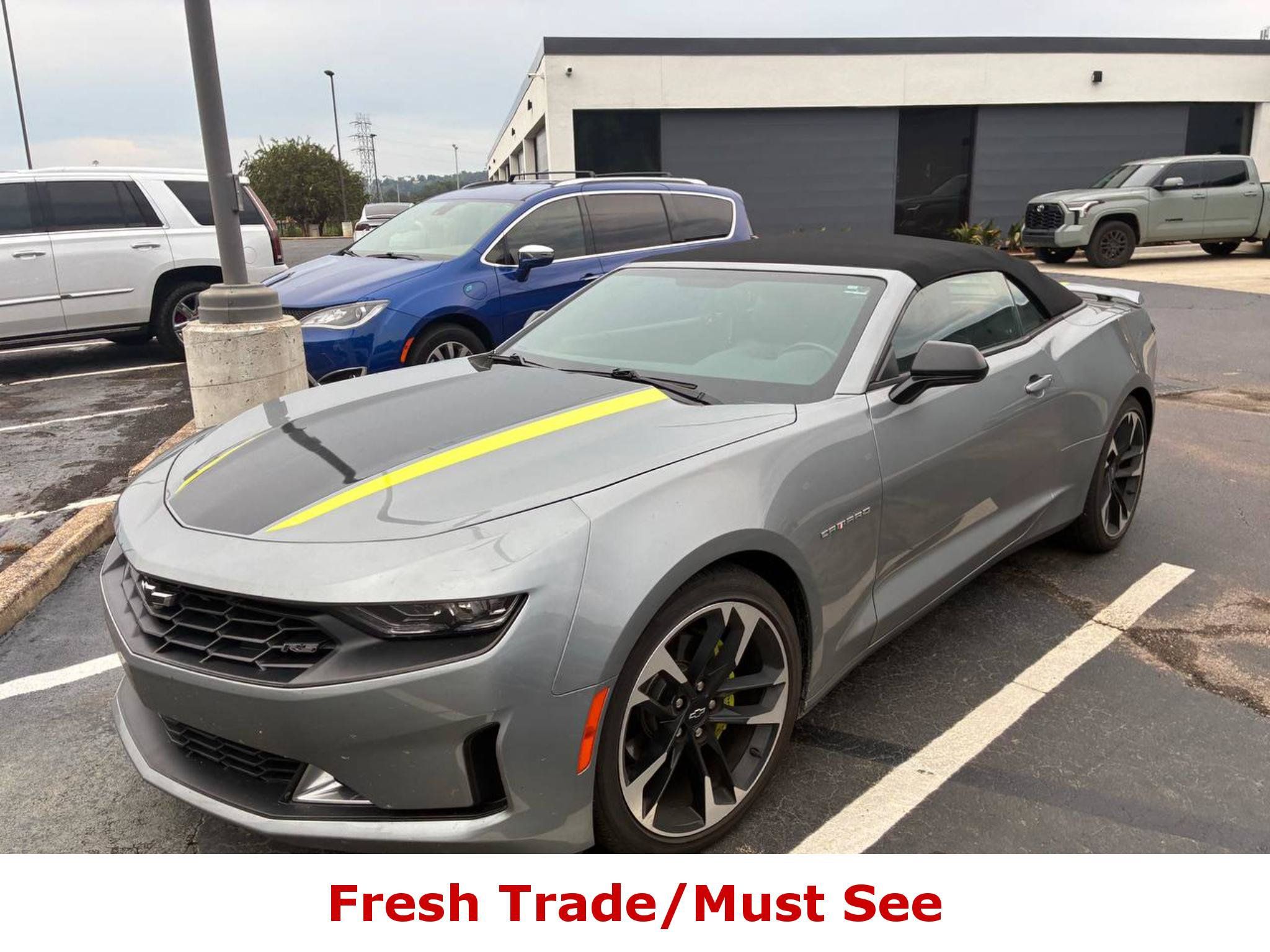Used 2023 Chevrolet Camaro LT RWD image 1
