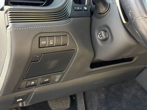 Used 2022 Lexus LS 500 w/ Interior Upgrade Package image 16