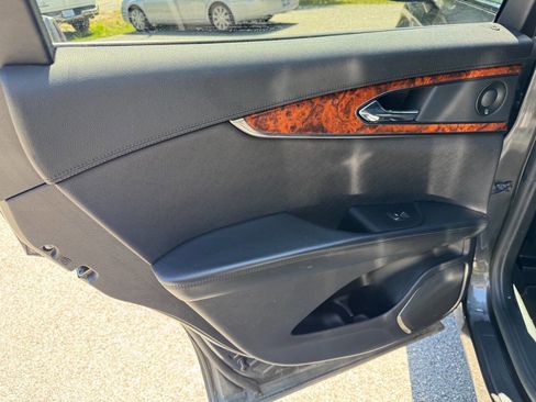 Used 2019 Lincoln Nautilus Reserve AWD/4WD image 24