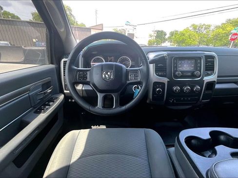 Used 2018 RAM 2500 SLT AWD/4WD image 7