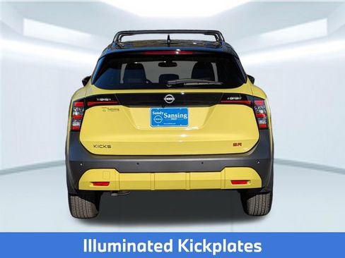 Used 2026 Nissan Kicks SR w/ Illumination Package image 5