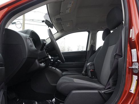 Used 2012 Jeep Compass Sport image 21