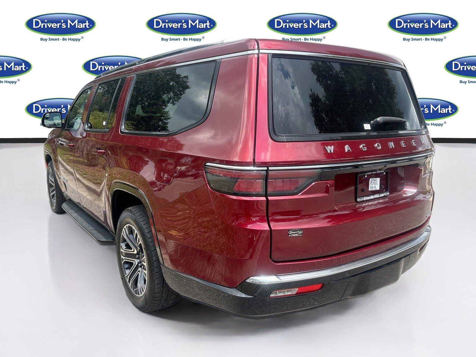 Used 2024 Jeep Wagoneer L Series II RWD image 5