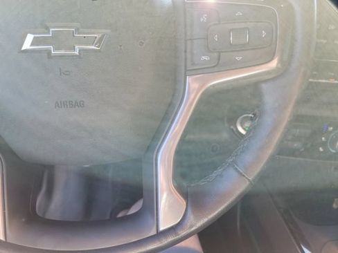 Used 2022 Chevrolet Silverado 1500 ZR2 w/ Technology Package AWD/4WD image 17