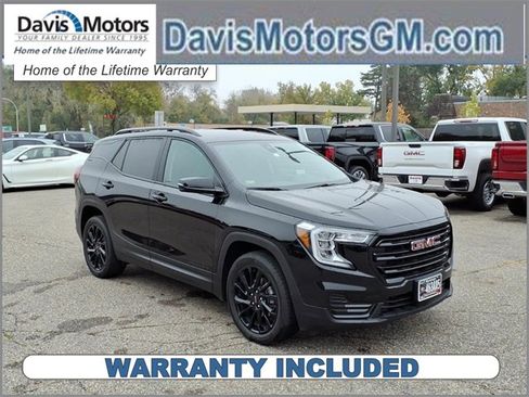 Used 2024 GMC Terrain SLE w/ Driver Convenience Package image 1