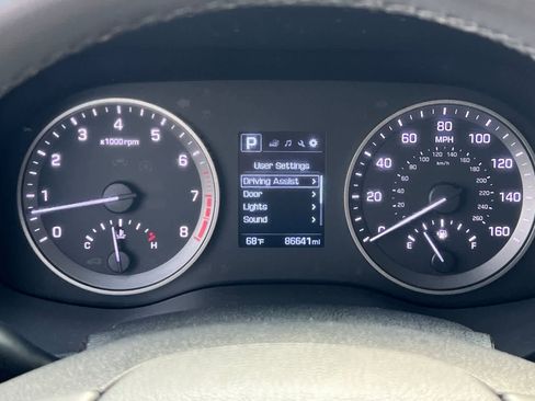 Used 2017 Hyundai Tucson Sport FWD image 32