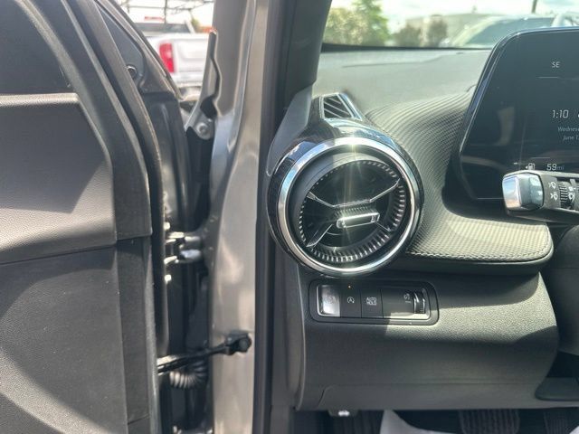 New 2026 Chevrolet Equinox LT w/ Convenience Package II FWD image 18