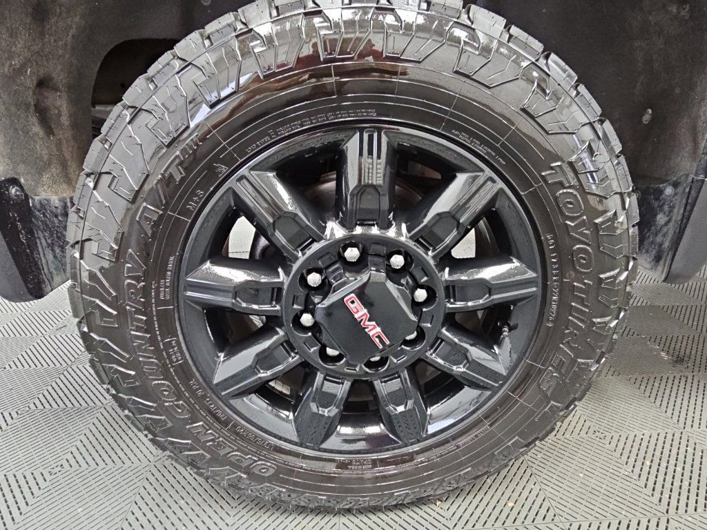 Used 2024 GMC Sierra 2500 AT4 w/ AT4 Premium Plus Package AWD/4WD image 51
