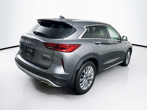 Used 2023 INFINITI QX50 Luxe image 9