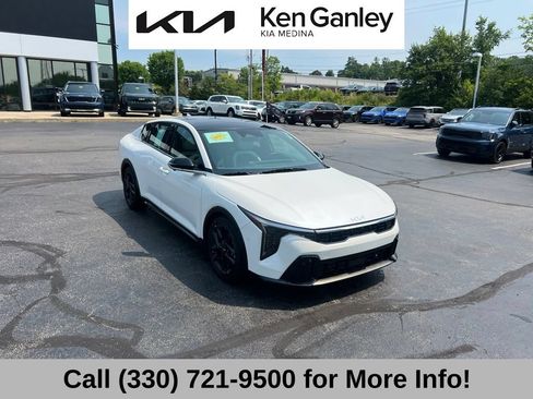 Certified 2025 Kia K4 GT-Line Turbo FWD image 7