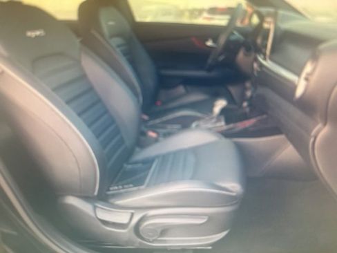 Used 2024 Kia Forte GT-Line w/ GT-Line Premium Package image 7