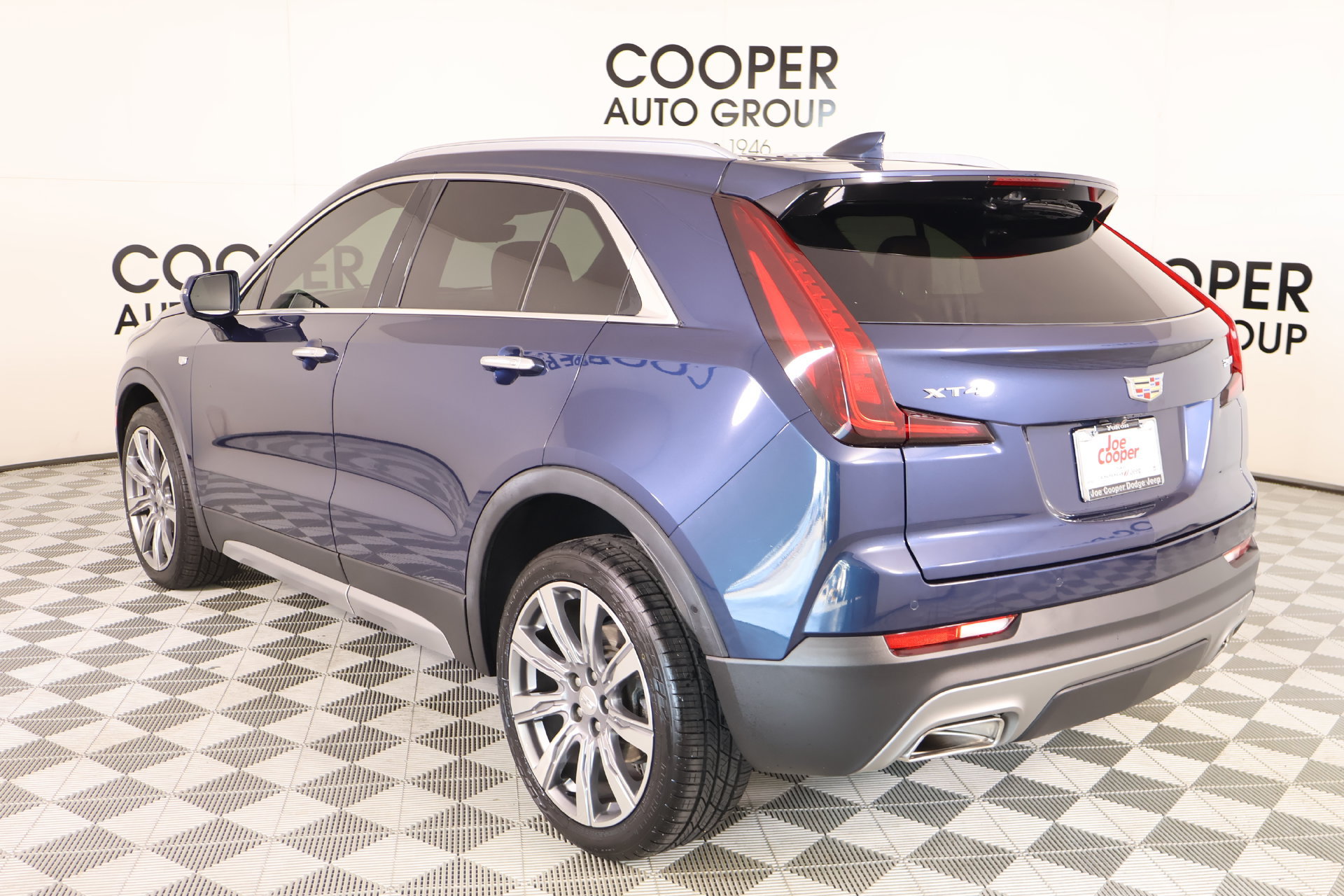 Used 2019 Cadillac XT4 Premium Luxury FWD image 24